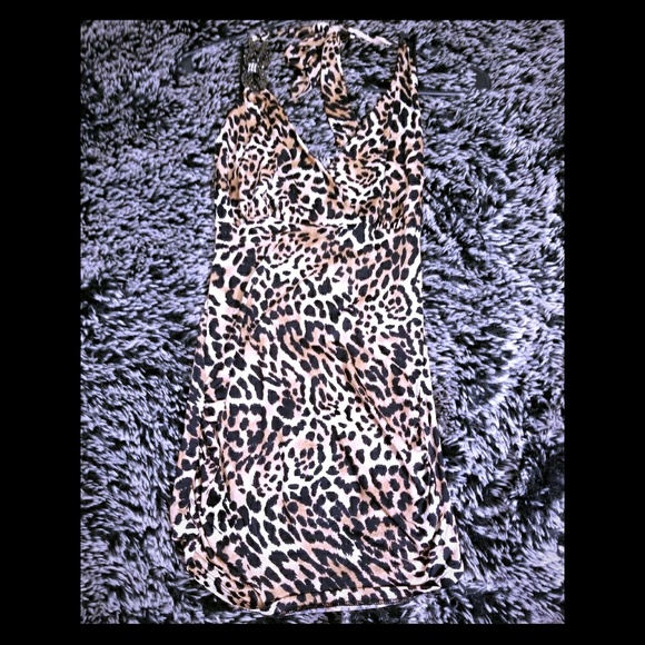 Cheetah print halter top - Picture 1 of 4